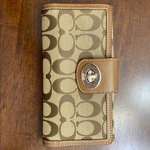 Coach wallet